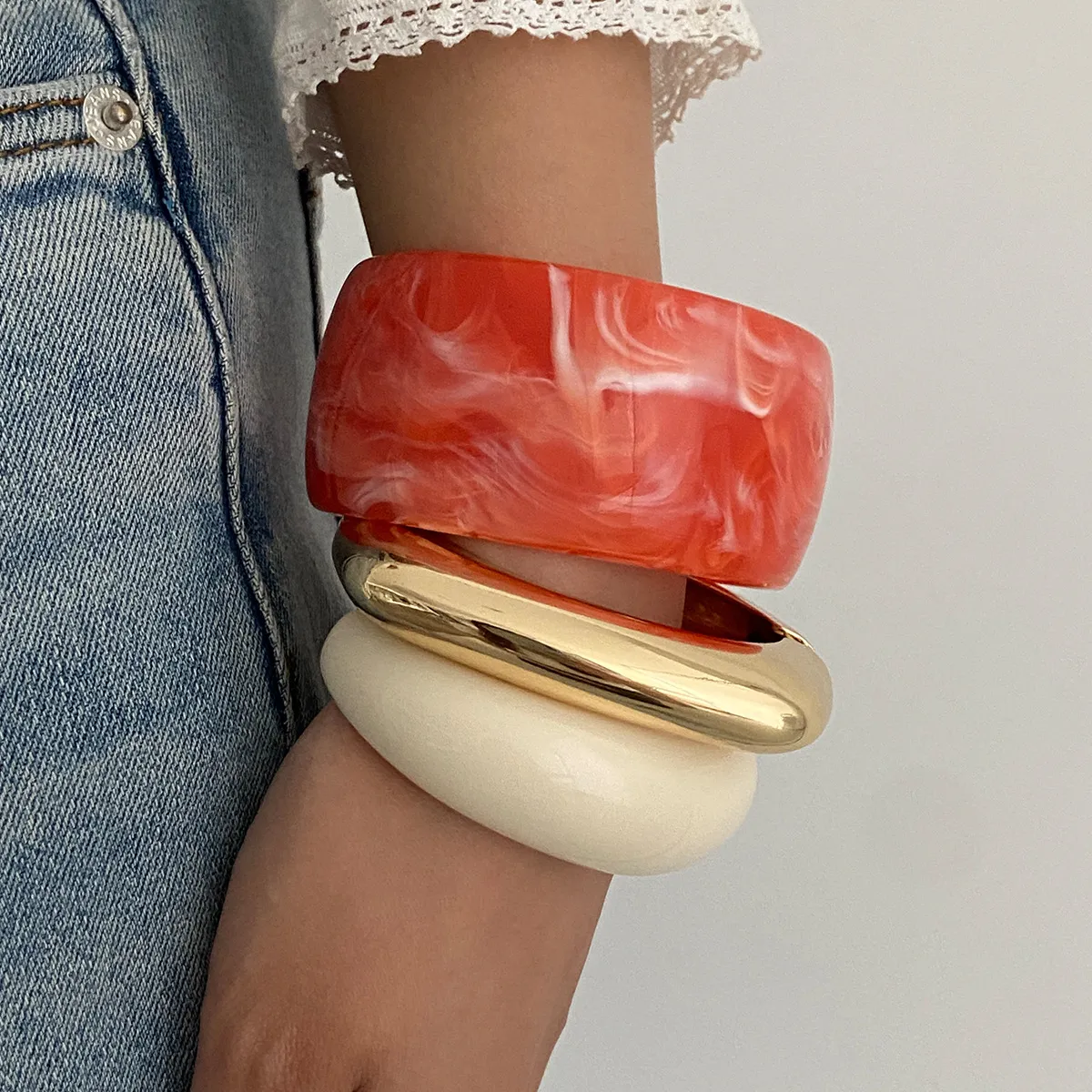 Exaggerated Resin-dyed Wide Bracelet