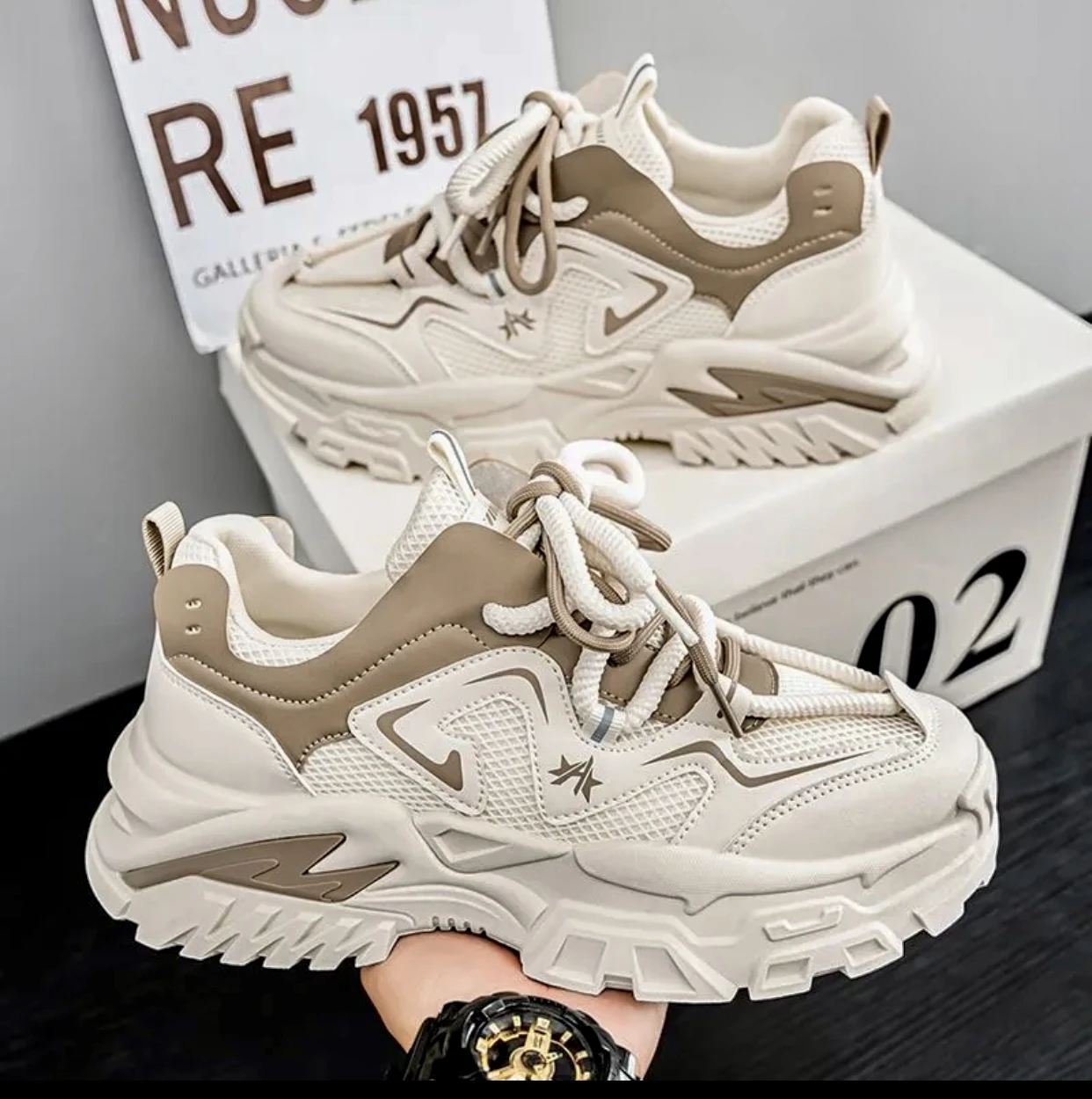 Oulylan Men's Outdoor Non-Slip Sneakers